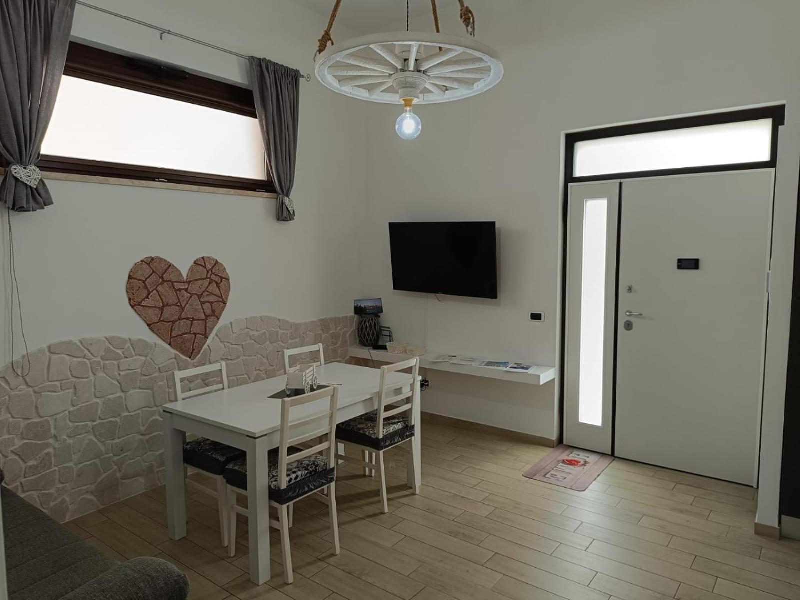 הוילה פולינאנו א מארה House Mami מראה חיצוני תמונה